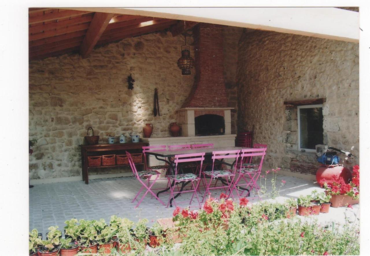 Clos Des Hirondelles Jau-Dignac-et-Loirac Eksteriør billede